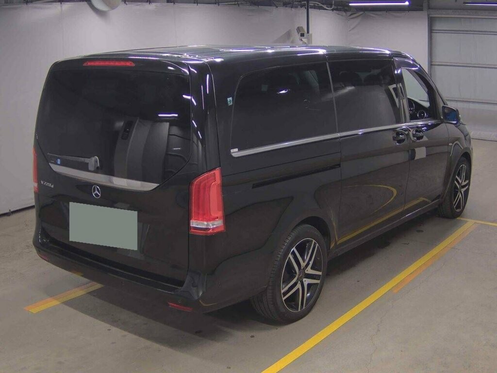 Mercedes-Benz V Class V 220 D Avantgarde L #3