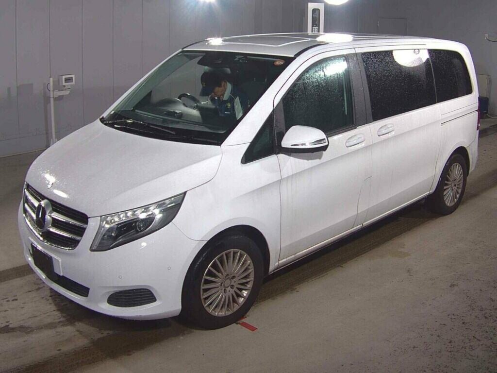 Mercedes-Benz V Class V 220D #4