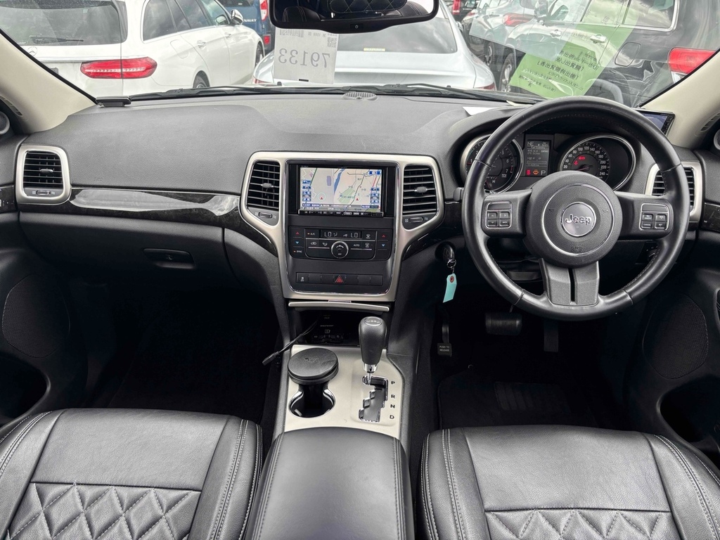 Jeep Grand Cherokee V6 Altitude #2