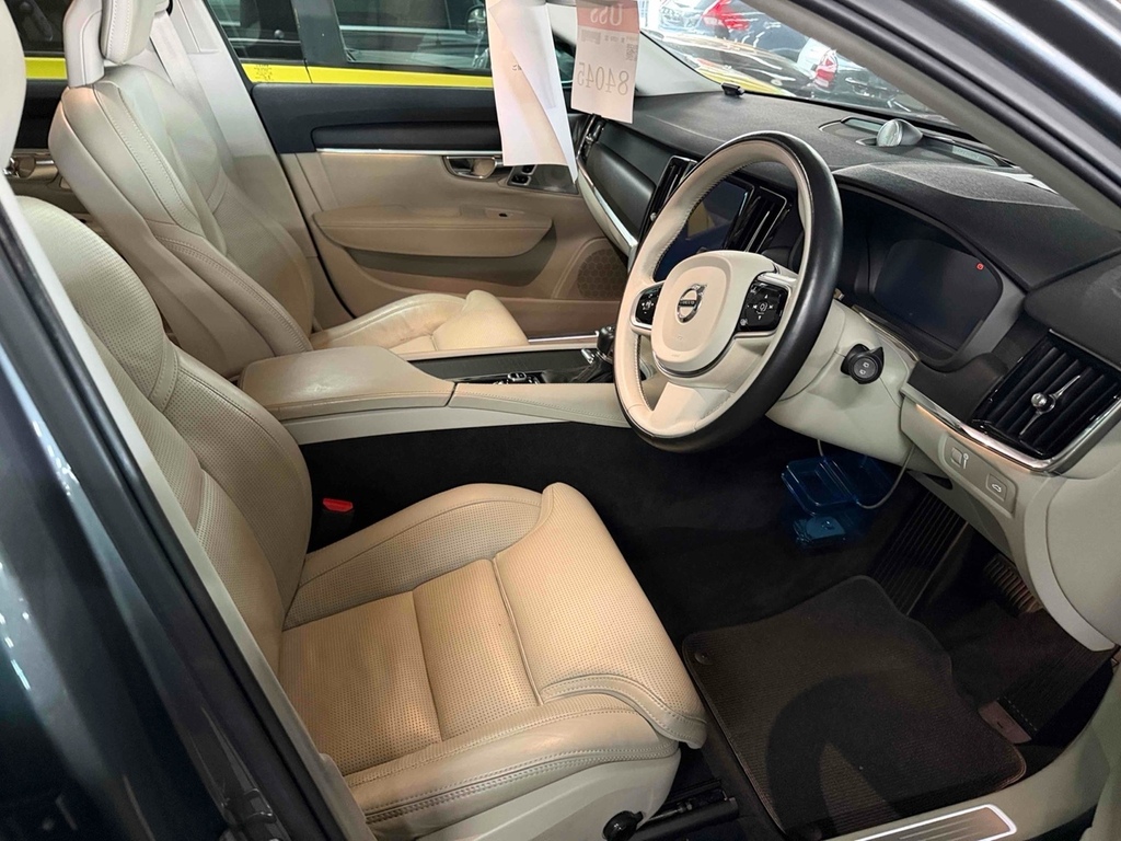 Volvo V90 Cross Country D5 Powerpulse Awd Silver #7