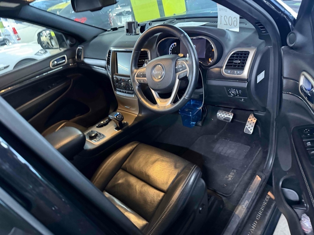 Jeep Grand Cherokee Limited #6