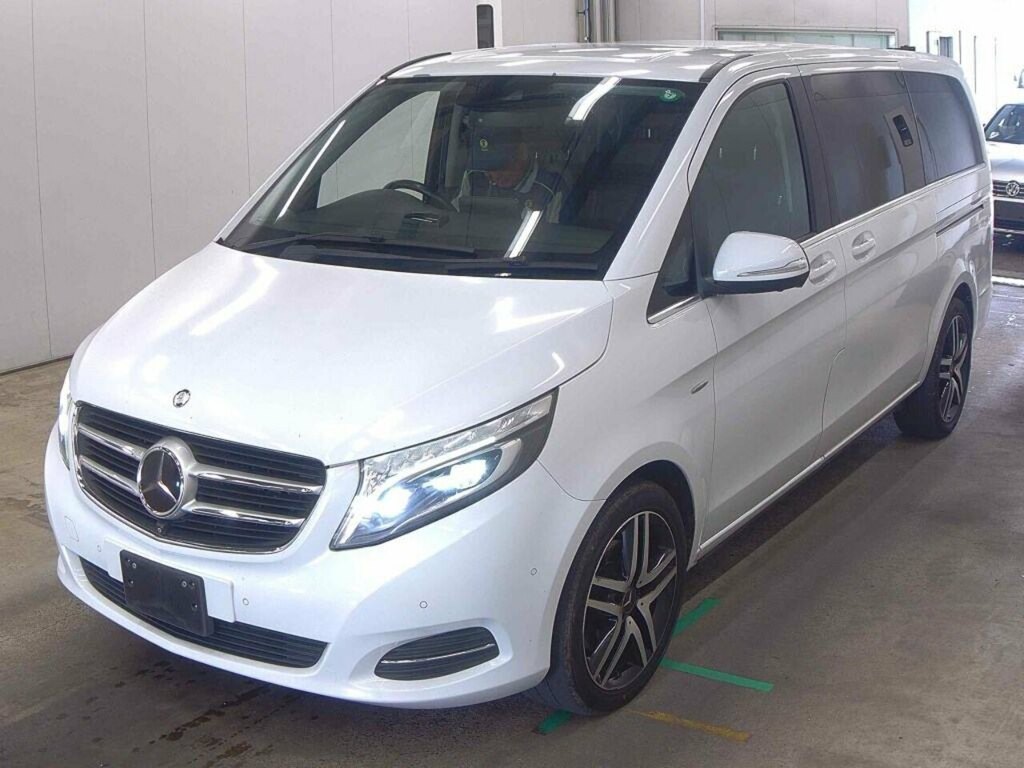Mercedes-Benz V Class V220d Avantgarde L #4