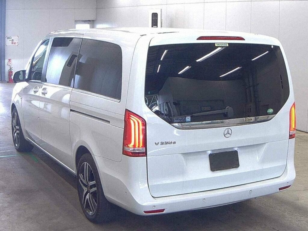 Mercedes-Benz V Class V220d Avantgarde L #3