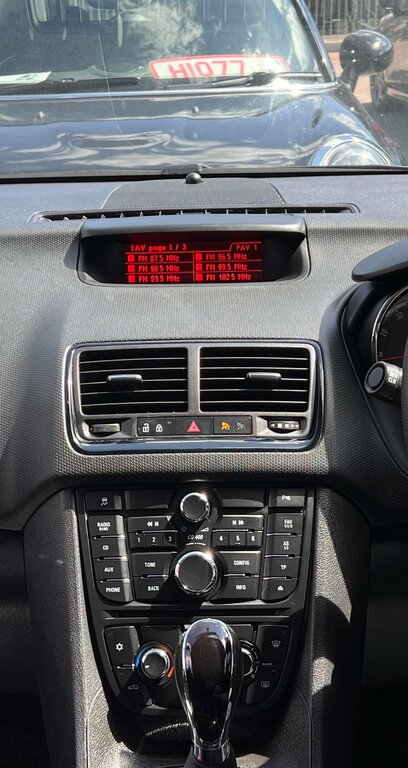 Vauxhall Meriva 1.4I 16V Life White #19