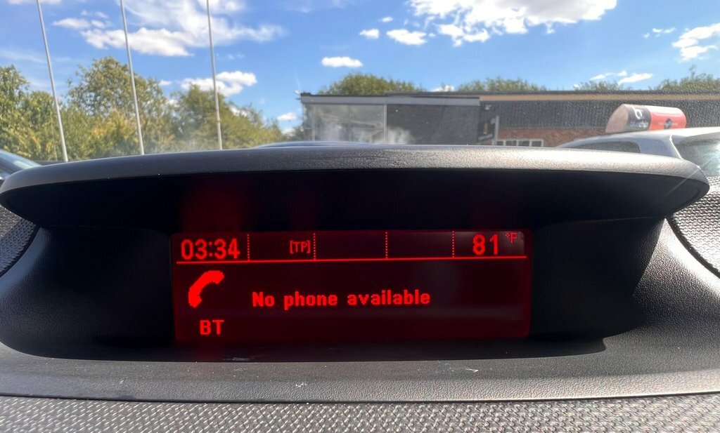 Vauxhall Meriva 1.4I 16V Life White #20