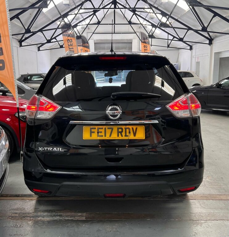 Nissan X-Trail 1.6L N-tec Black #8