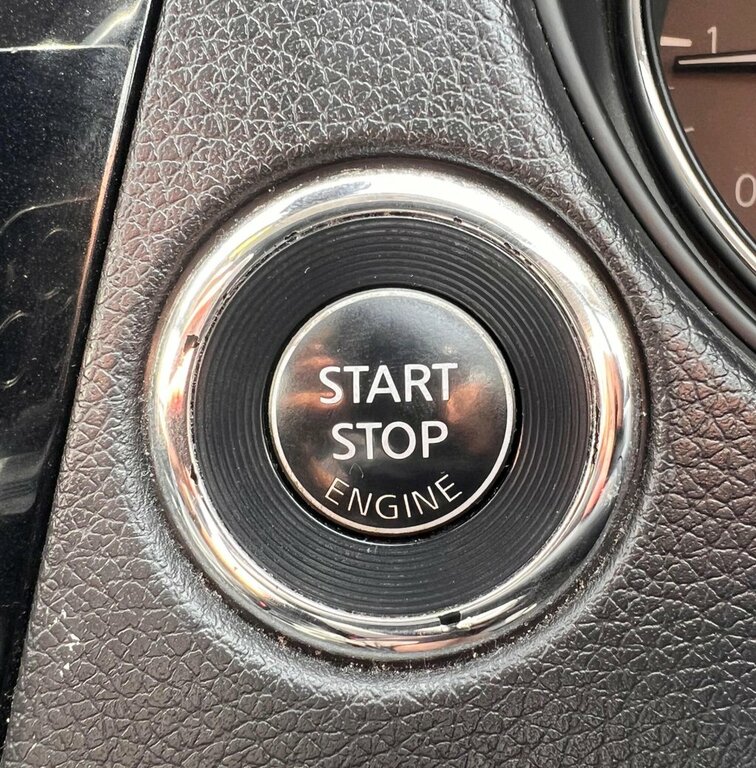 Nissan X-Trail 1.6L N-tec Black #40