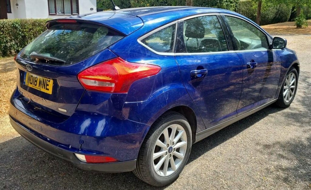 Ford Focus 1L Titanium WO18WNE Blue #3