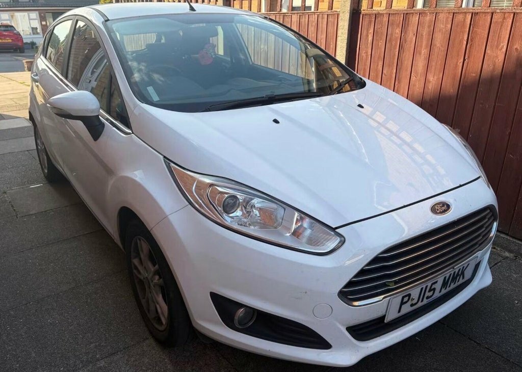 Ford Fiesta 1.6L Zetec White