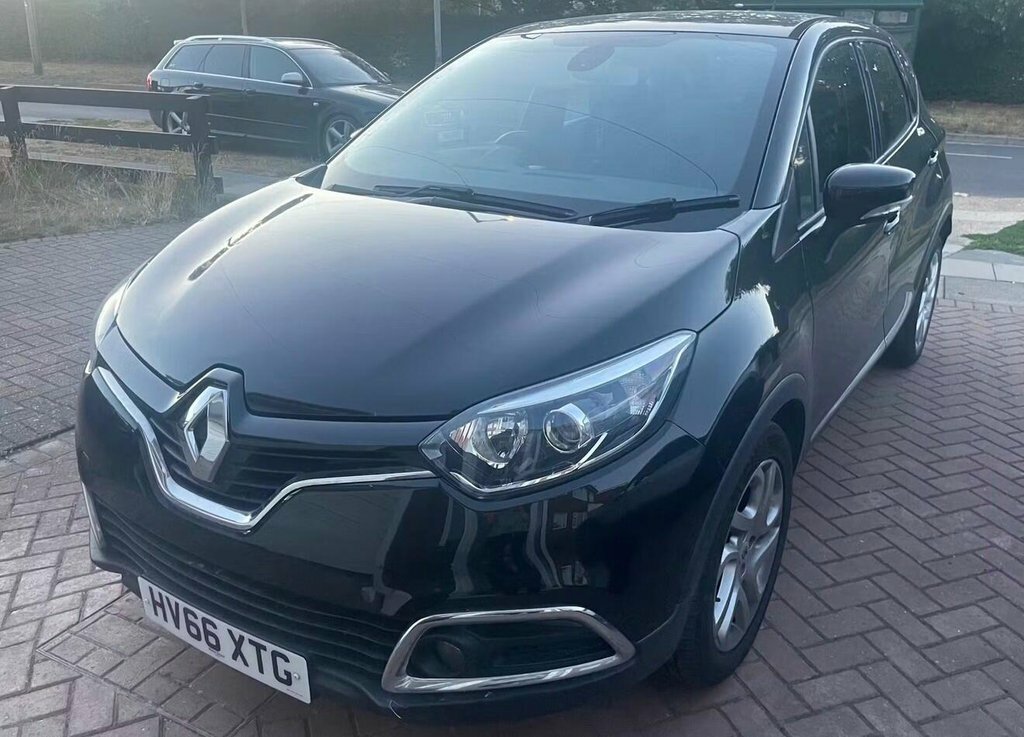 Renault Captur 0.9L Dynamique Nav Black