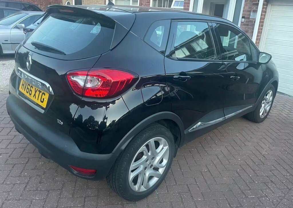 Renault Captur 0.9L Dynamique Nav Black #3