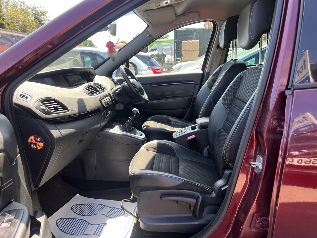 Renault Grand Scenic 1.6L Limited Nav Dci 130 Bhp Red #13