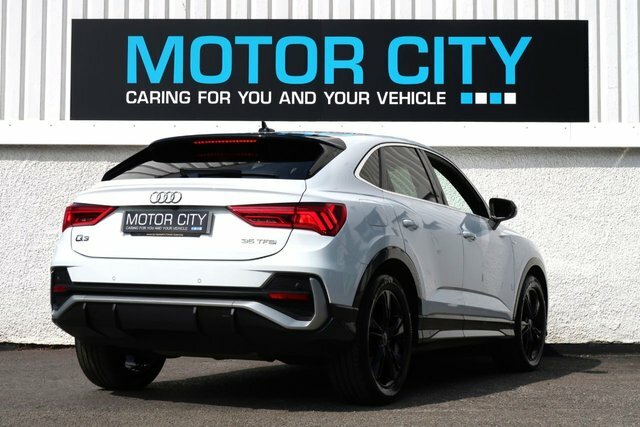 Audi Q3 1.5 Tfsi Cod 35 S Line Sportback S Tron White #3