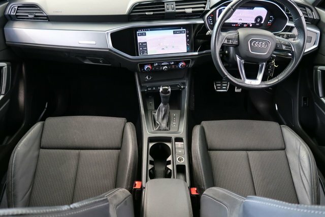 Audi Q3 1.5 Tfsi Cod 35 S Line Sportback S Tron White #2