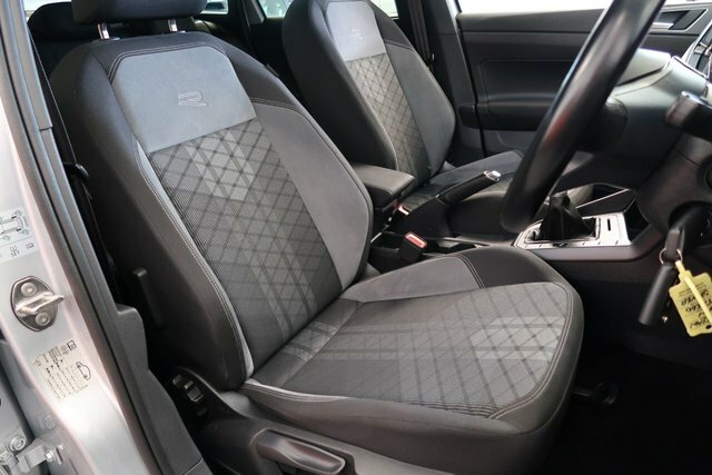 Volkswagen Taigo 1.0 Tsi R-line Suv Euro 6 S S Silver #4