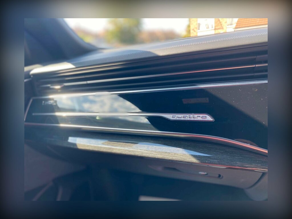 Audi SQ8 4.0 Tfsi V8 Black Edition Suv Tiptronic Black #21