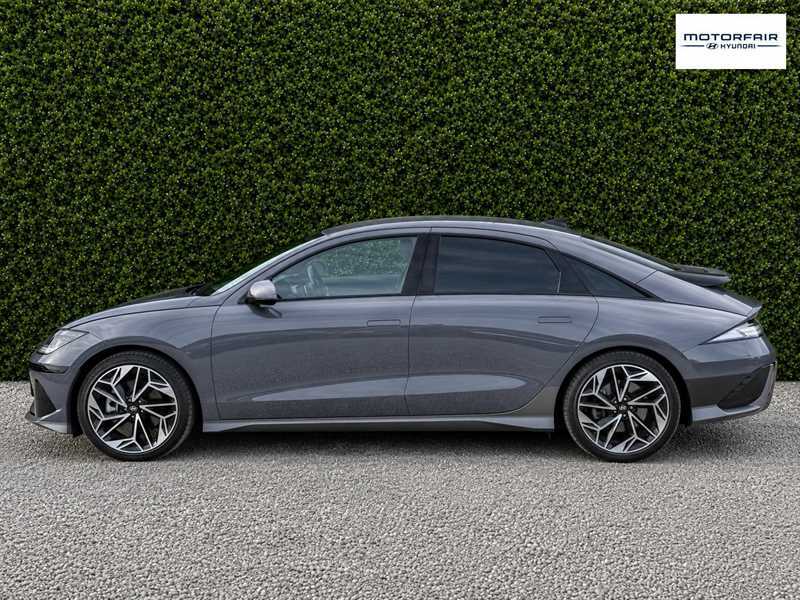 Hyundai Ioniq 6 77.4Kwh Premium Saloon 228 Ps VO74YXU Blue #4