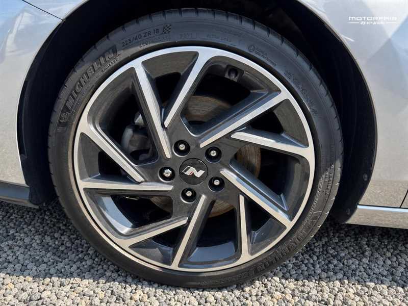 Hyundai I30 1.5 T-gdi Mhev N Line Hatchback Hybrid Silver #5
