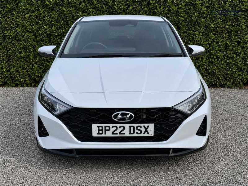 Hyundai I20 1.0 T-gdi Mhev Premium Hatchback Hybrid White #2