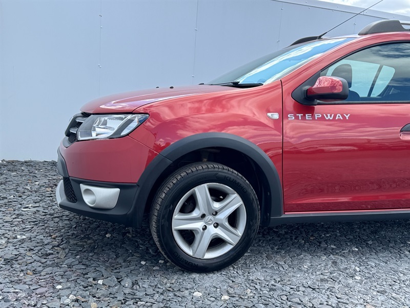 Dacia Sandero Stepway 0.9 Tce Laureate Hatchback Euro Red #5