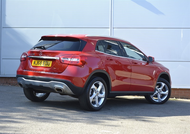 Mercedes-Benz GLA Class 1.6 Gla200 Sport Suv 7G-dct Euro 6 Ss Red #6