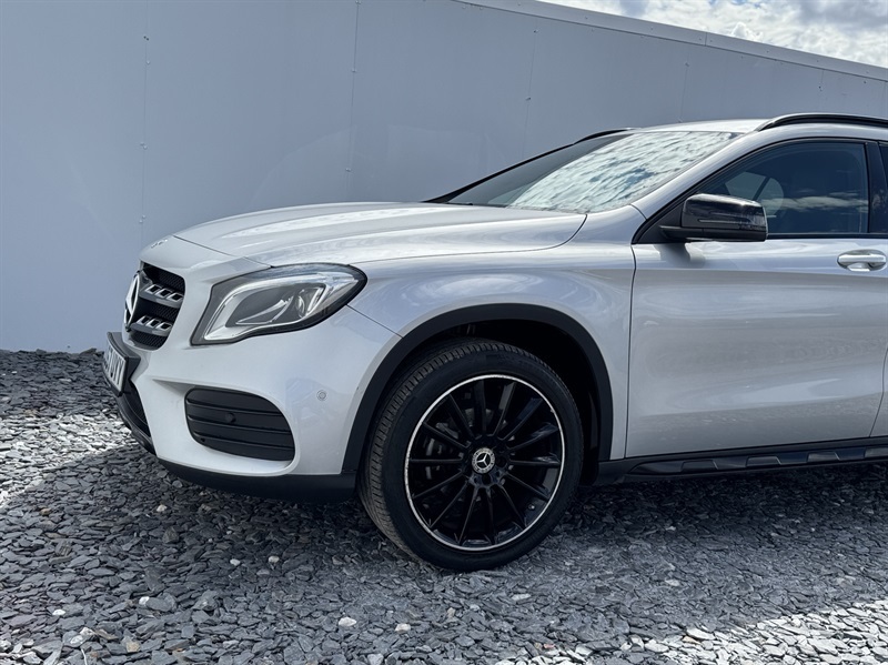 Mercedes-Benz GLA Class 2.1 Gla200d Amg Line Premium Suv 7G-d Silver #5