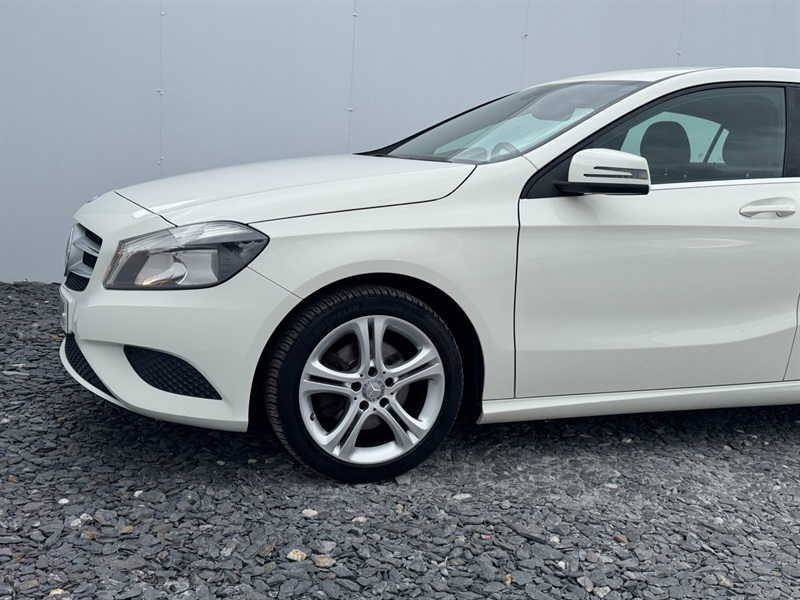 Mercedes-Benz A Class 1.6 A180 Sport Edition Hatchback White #5