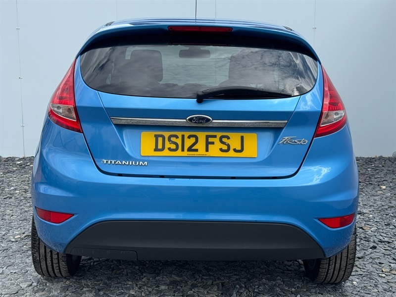 Ford Fiesta 1.25 Edge Hatchback 124 Gkm, 5 White #8