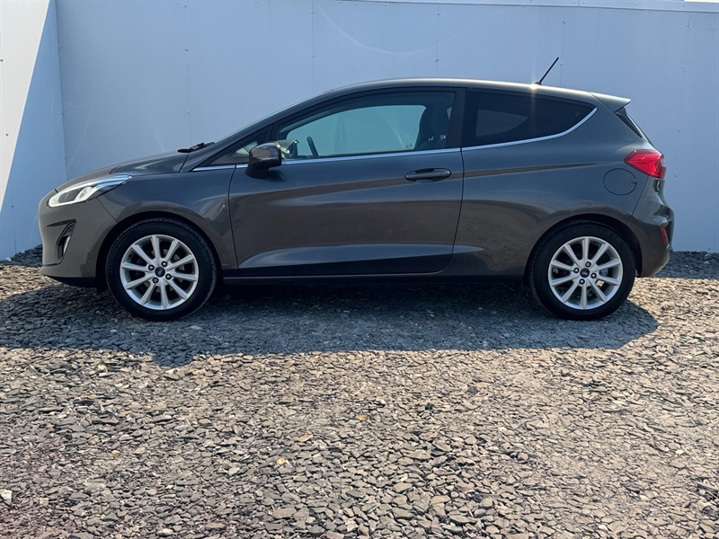 Ford Fiesta 1.0T Ecoboost Titanium Hatchback Grey #4