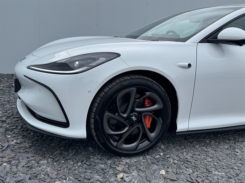 MG IM5 100Kwh Performance Saloon 4Wd 7 VN26EHF White #5