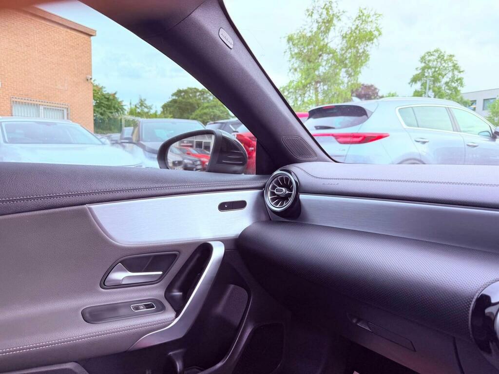 Mercedes-Benz CLA Class Estate 2.0 Cla35 Amg 201969 Yellow #40