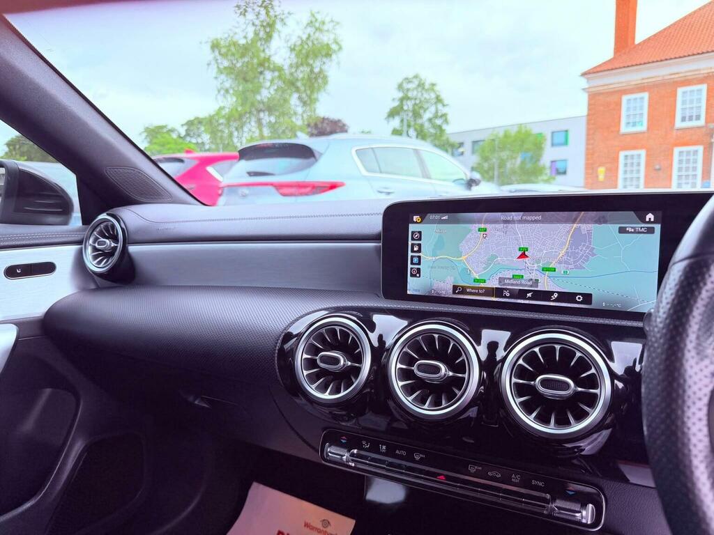 Mercedes-Benz CLA Class Estate 2.0 Cla35 Amg 201969 Yellow #38