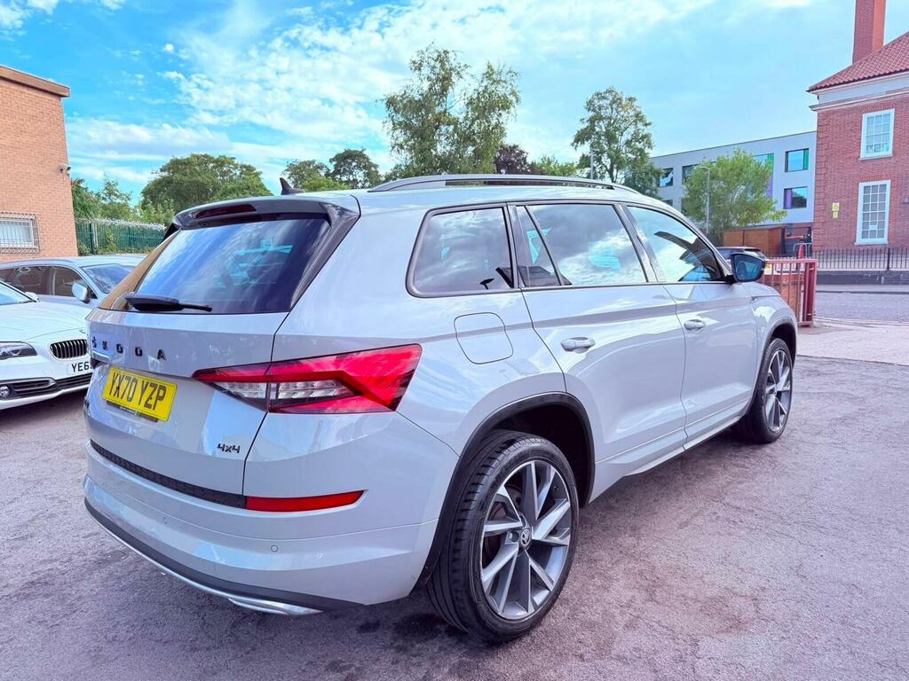 Skoda Kodiaq 2.0 Tdi Sportline Dsg 4Wd Euro 6 Ss 7 Seat Grey #4