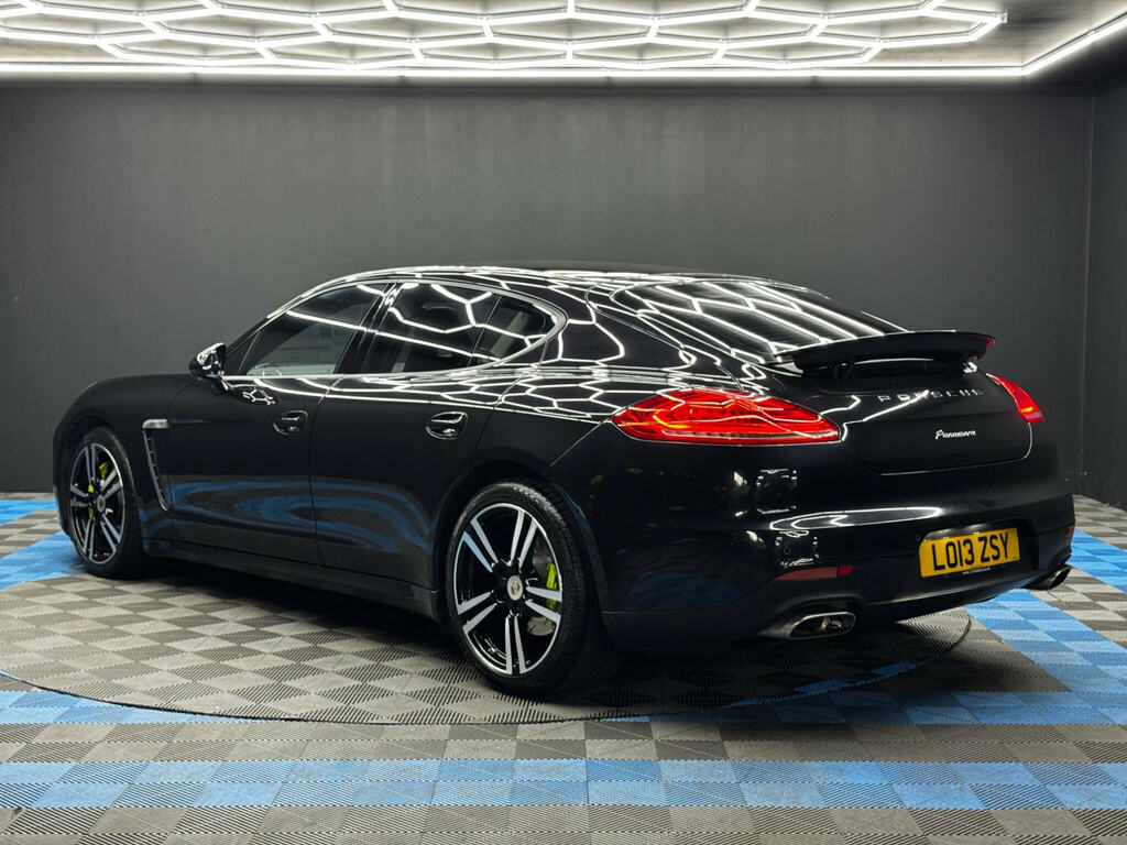 Porsche Panamera Platinum Edition D V6 Tiptronic 5-Door White #7