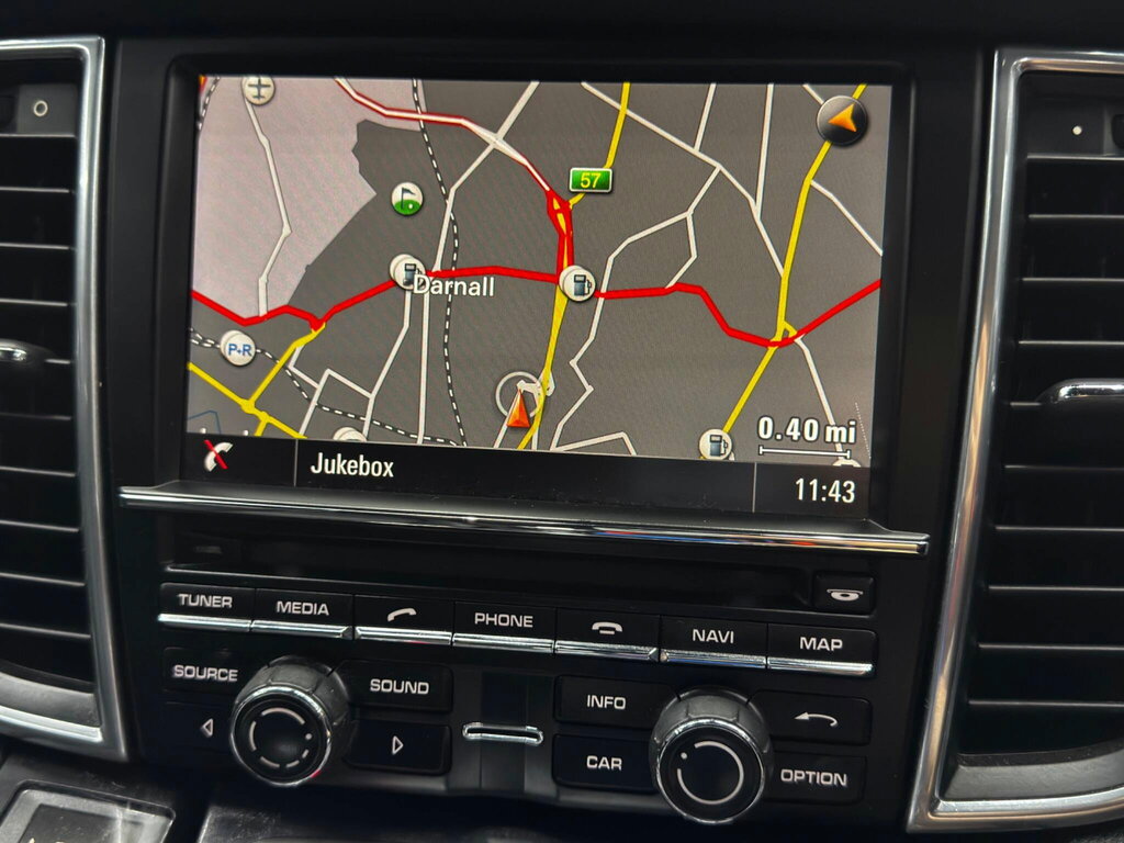 Porsche Panamera Platinum Edition D V6 Tiptronic 5-Door White #34