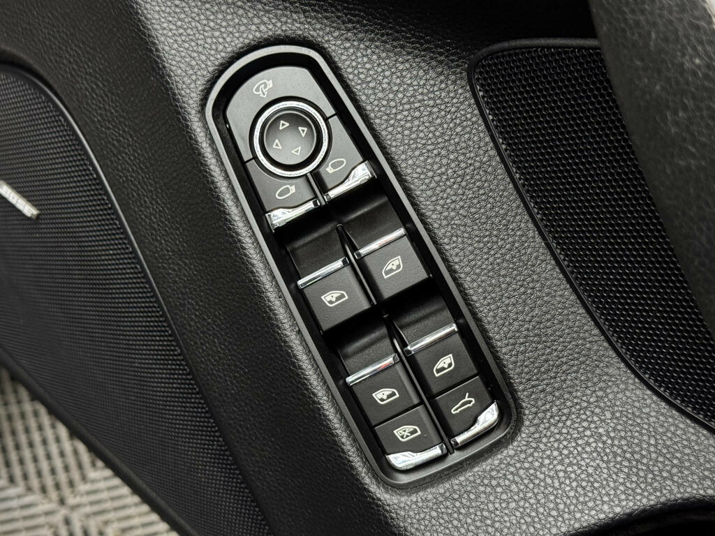 Porsche Panamera Platinum Edition D V6 Tiptronic 5-Door White #44