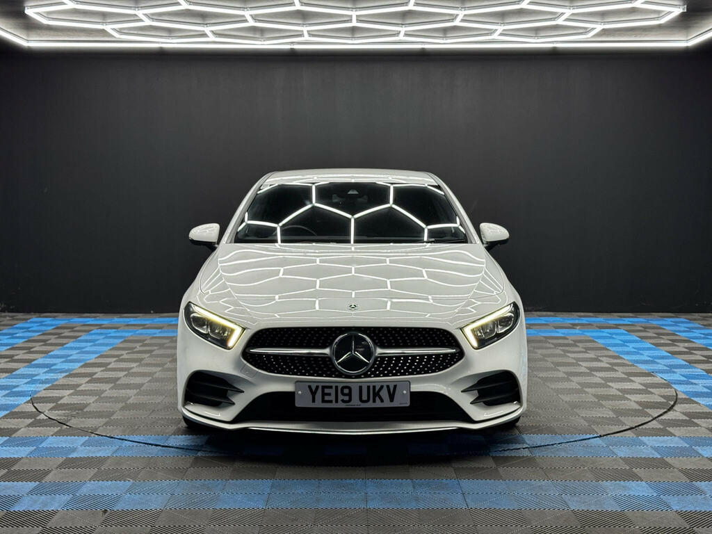Mercedes-Benz A Class 2.0 A220 Amg Line 7G-dct Euro 6 Ss White #2