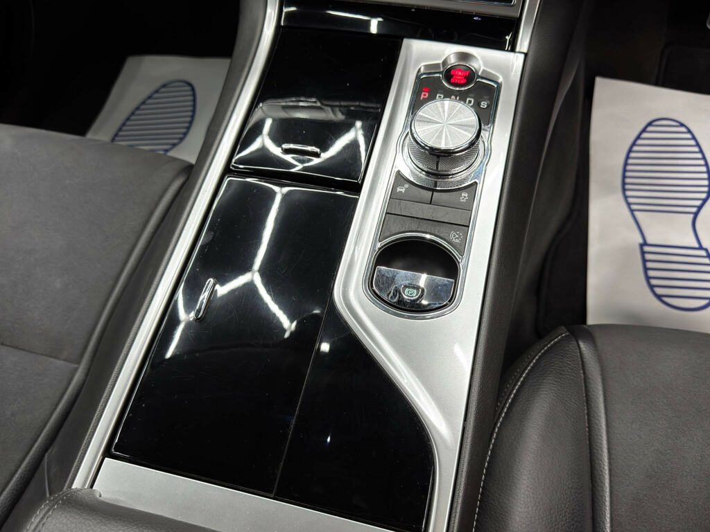 Jaguar XF 3.0 D V6 S Luxury 275 Bhp White #24