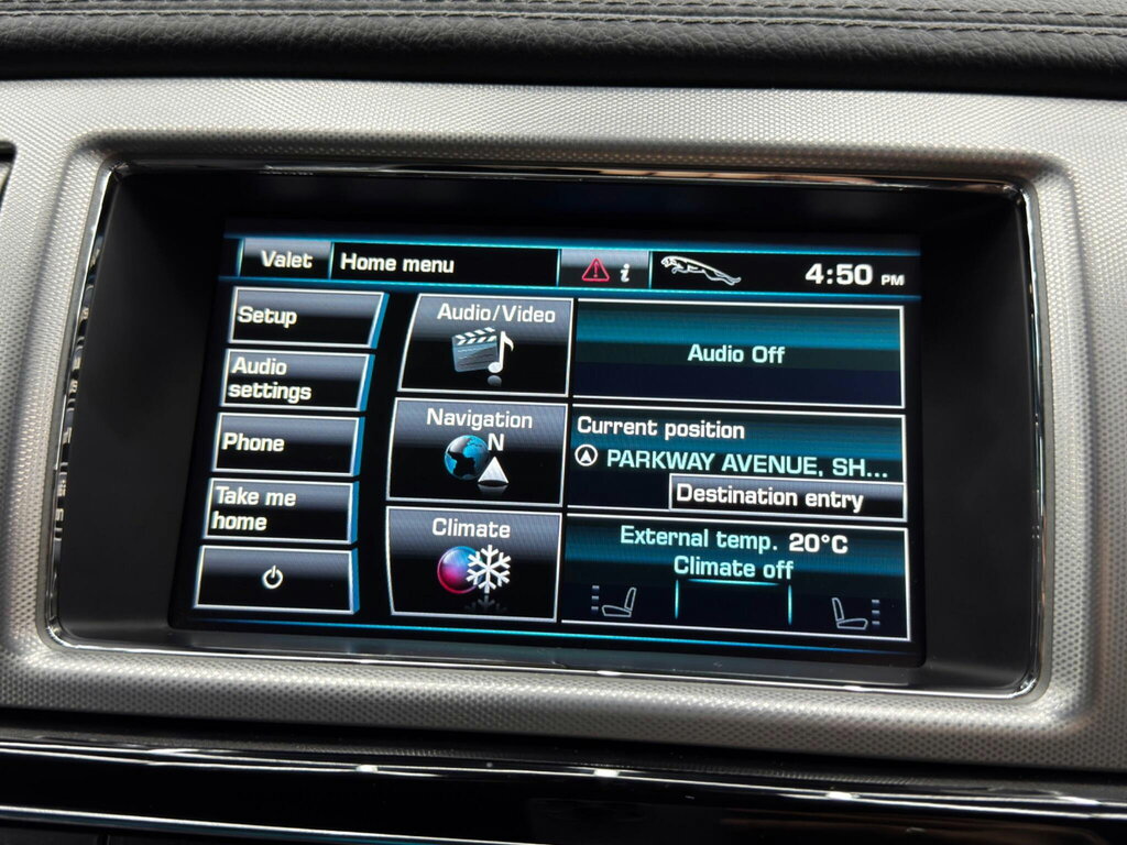 Jaguar XF 3.0 D V6 S Luxury 275 Bhp White #30