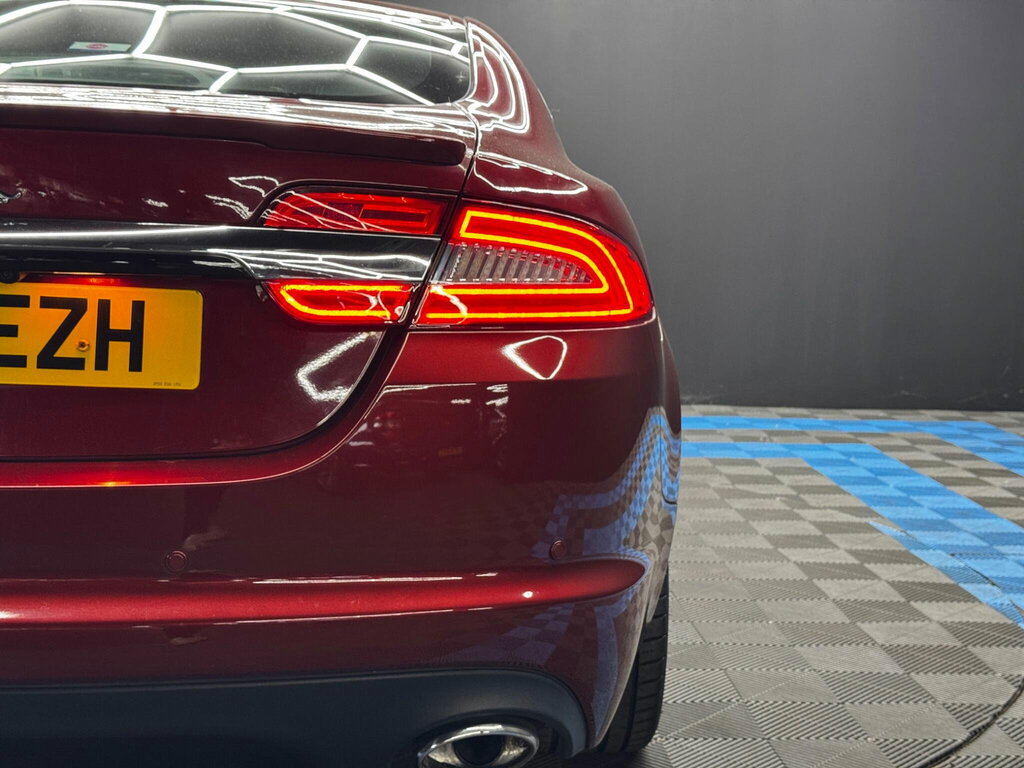 Jaguar XF 3.0 D V6 S Luxury 275 Bhp White #42