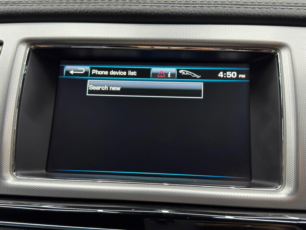 Jaguar XF 3.0 D V6 S Luxury 275 Bhp White #32