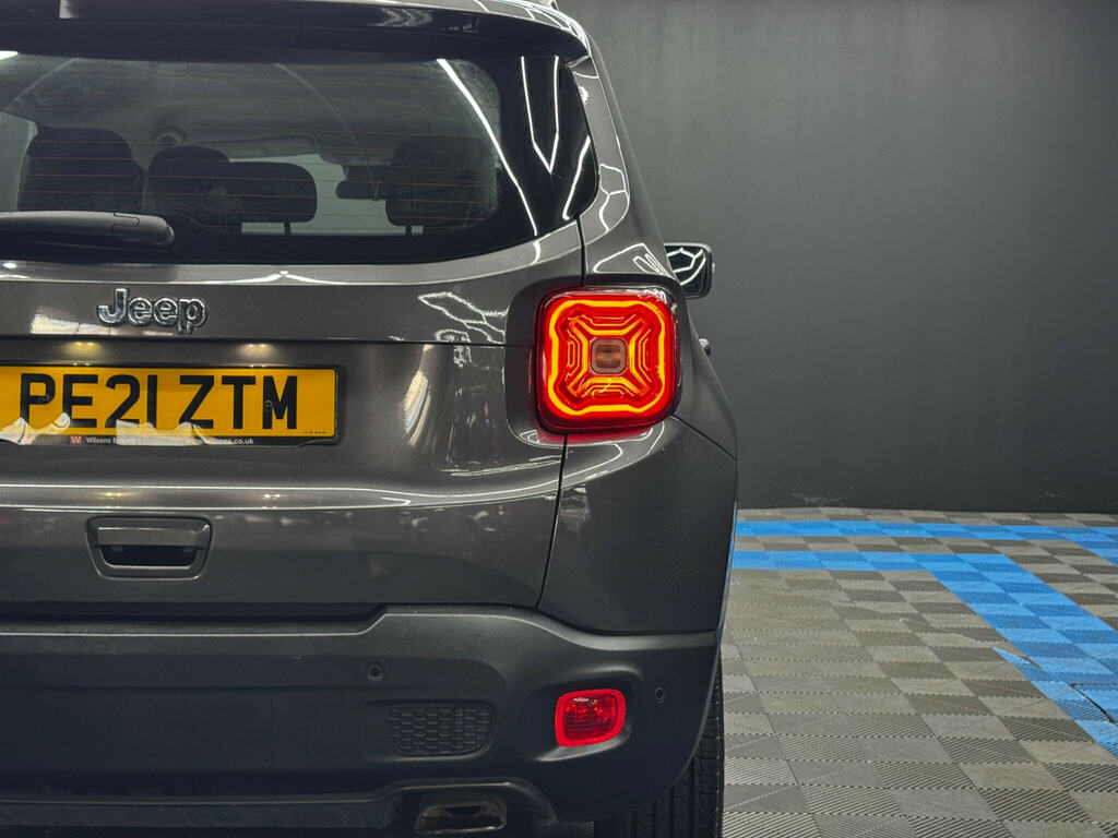Jeep Renegade 1.3 T4 Gse Night Eagle II Ddct Black #40