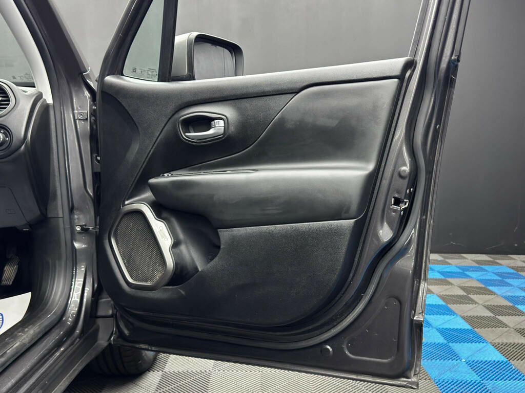 Jeep Renegade 1.3 T4 Gse Night Eagle II Ddct Black #38