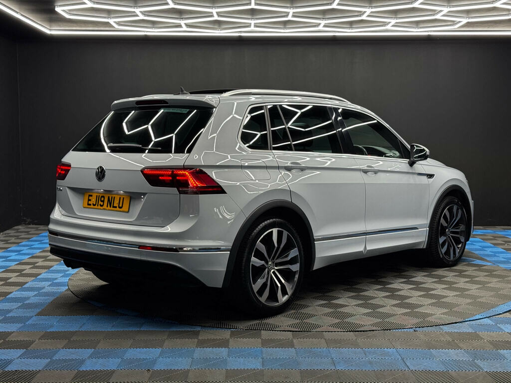 Volkswagen Tiguan 2.0 Tdi R-line Dsg Euro 6 Ss Silver #5