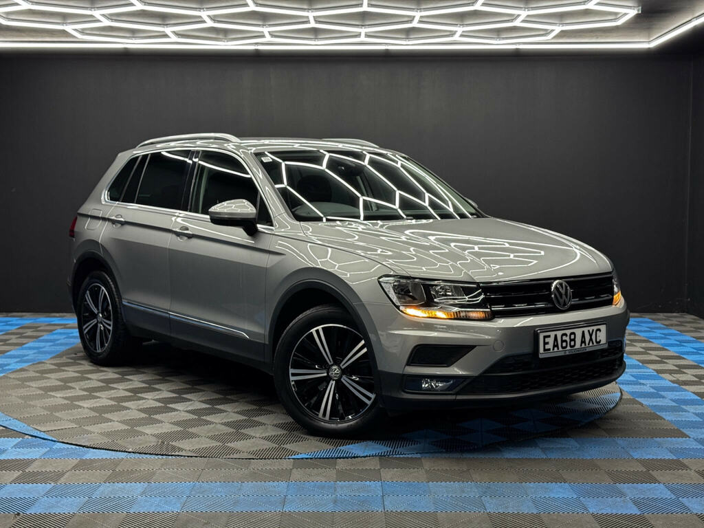 Volkswagen Tiguan 2.0 Tdi Se Navigation Euro 6 Ss Silver