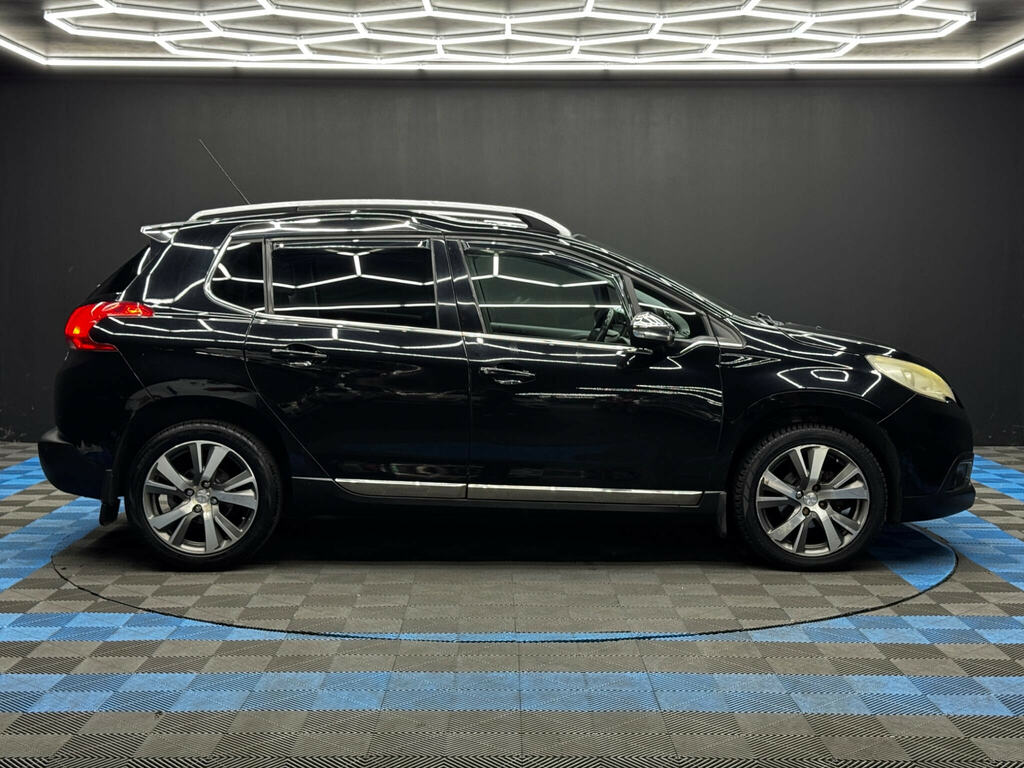 Peugeot 2008 1.6 E-hdi Feline Euro 5 Ss Calima Black #4