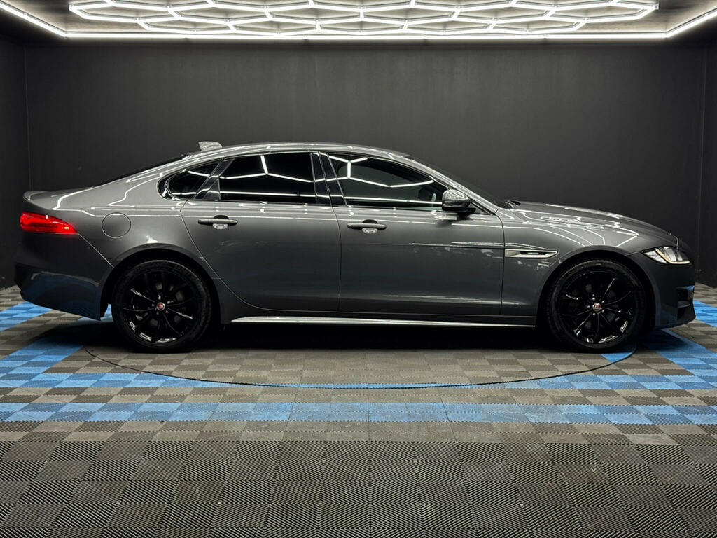 Jaguar XF 2.0D R-sport Euro 6 Ss Grey #4