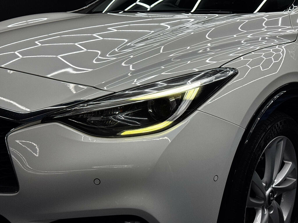 Infiniti Q30 1.5D City Black Edition 2016 Grey #43