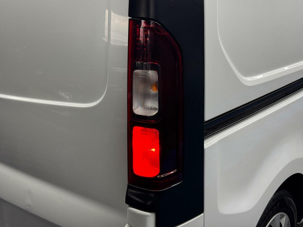 Vauxhall Vivaro 1.6 Cdti L2h2 2900 Lwbhigh Roof Biturbo Ss No Va White #34