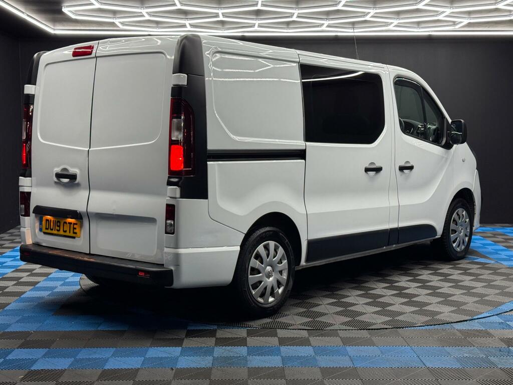 Vauxhall Vivaro 1.6 Cdti 2900 Biturbo Ecotec Sportive Crew Van L1 White #5